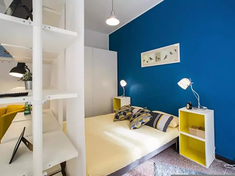 Immagine 17 di Camera in affitto  in Via San Calocero25 a Milano