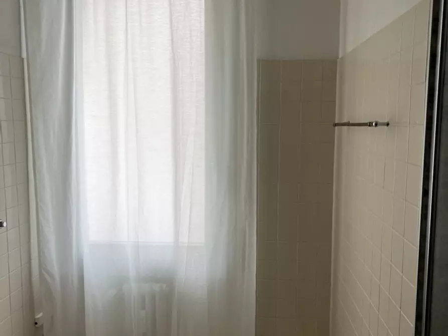 Immagine 7 di Camera in affitto  in Via XX Settembre58b a Bergamo