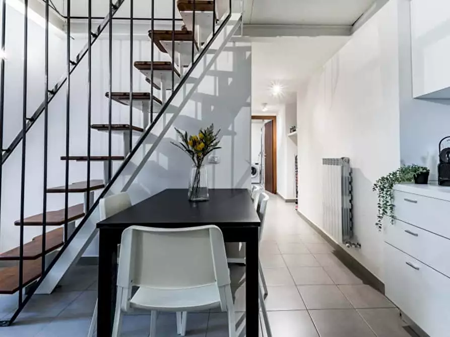 Immagine 9 di Camera in affitto  in Via Cadore35 a Milano