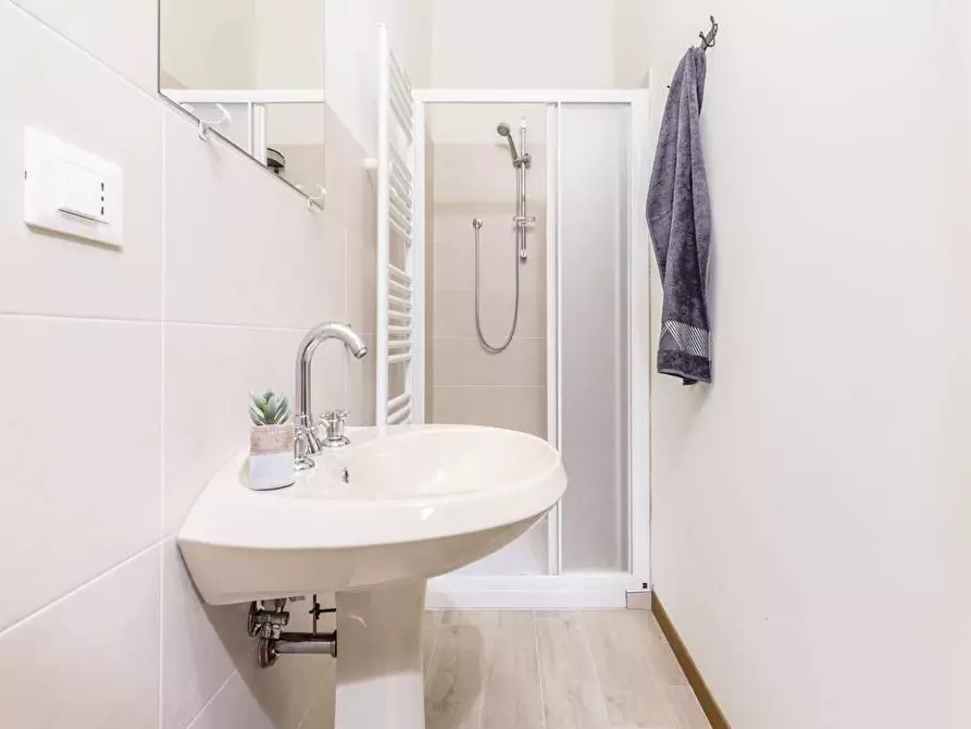 Immagine 38 di Camera in affitto  in Via Franco Bolognese27 a Bologna