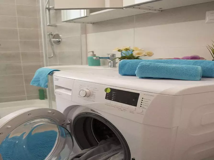 Immagine 94 di Camera in affitto  in Viale Tunisia13 a Milano