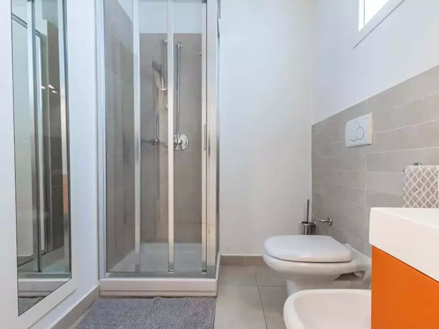 Immagine 13 di Camera in affitto  in Via Bernardino Biondelli7 a Milano