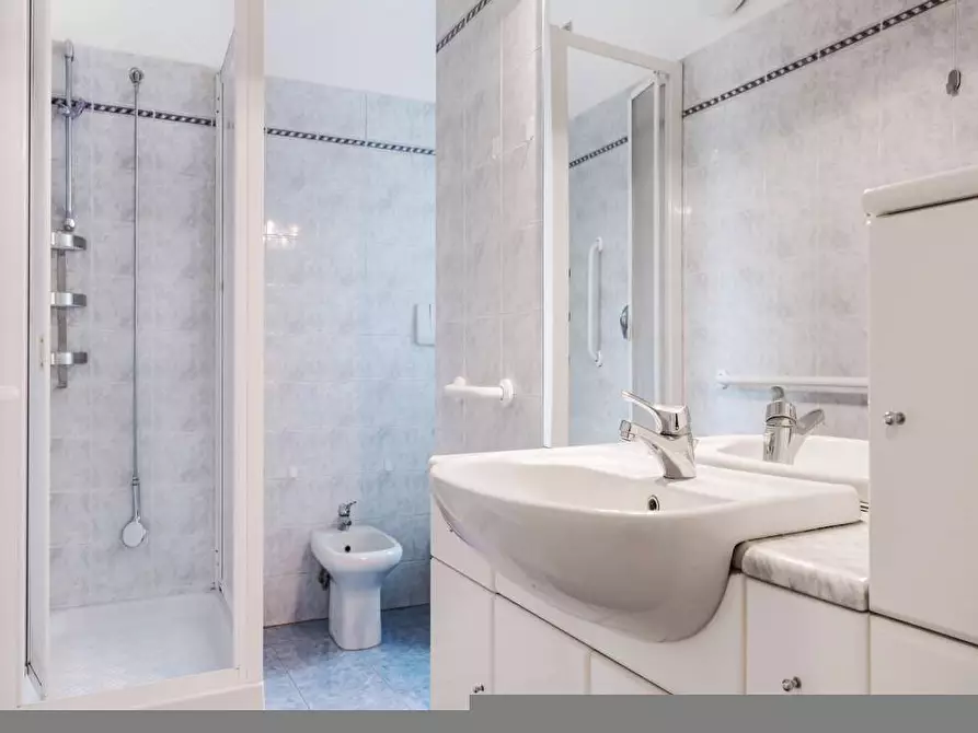 Immagine 60 di Camera in affitto  in Via delle Belle Arti21 a Bologna