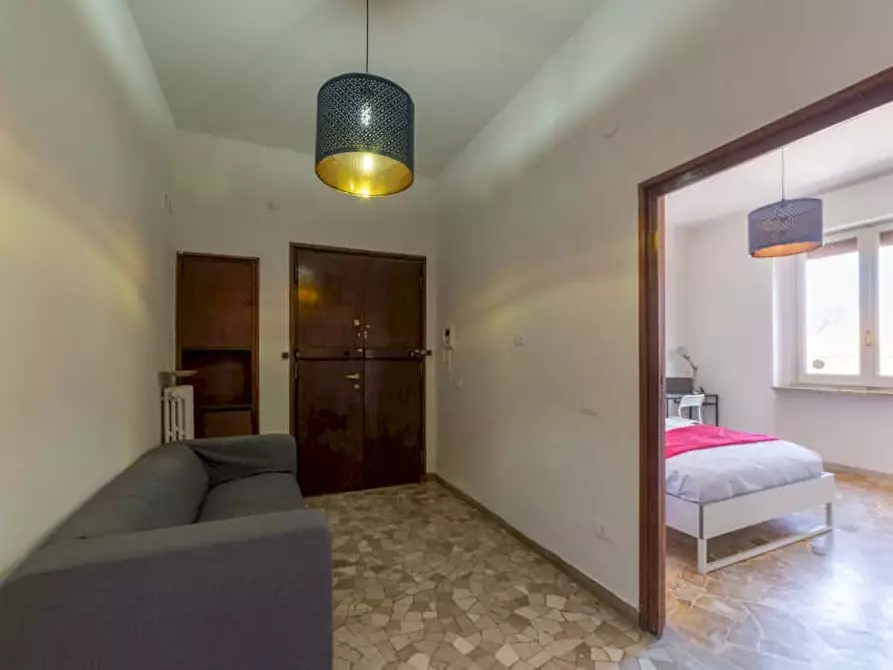 Immagine 16 di Camera in affitto  in Viale dei Mille8 a Firenze