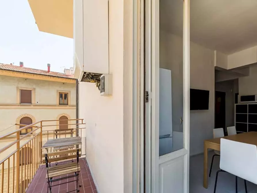 Immagine 4 di Camera in affitto  in Viale dei Mille8 a Firenze