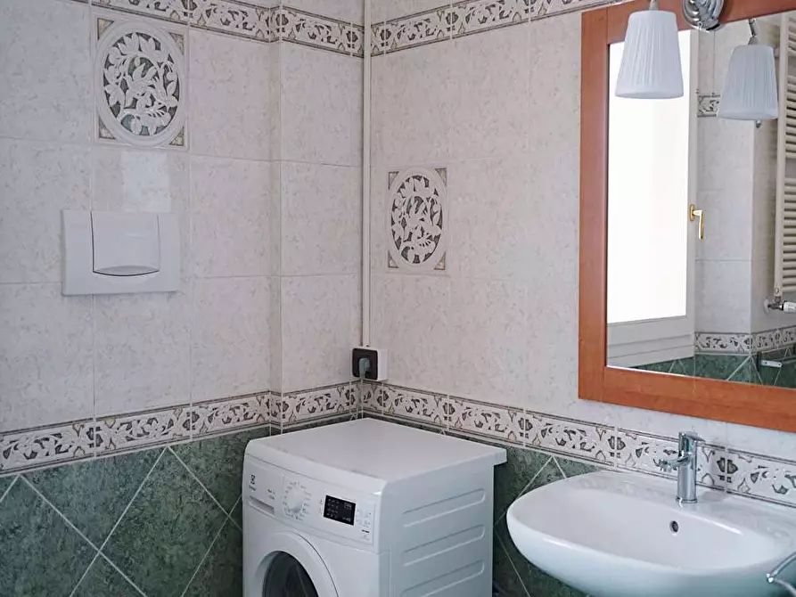 Immagine 35 di Camera in affitto  in Via Santa Croce16 a Bologna