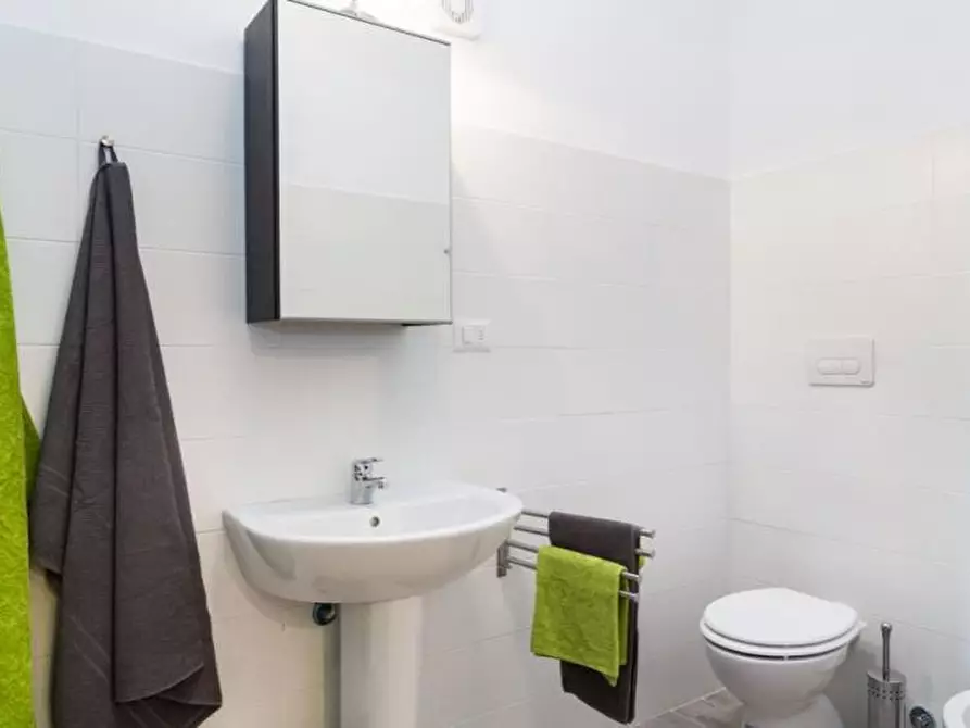 Immagine 30 di Camera in affitto  in Via Adele Martignoni2 a Milano