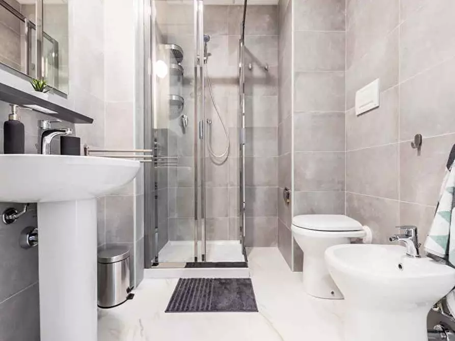 Immagine 25 di Camera in affitto  in Viale Bligny28 a Milano