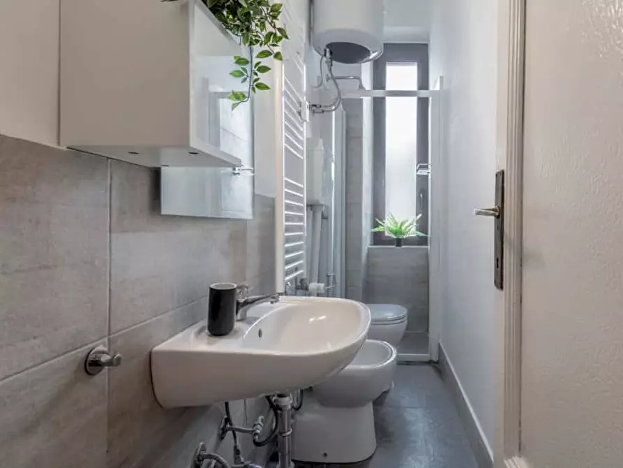 Immagine 8 di Camera in affitto  in Via Francesco Brioschi71 a Milano