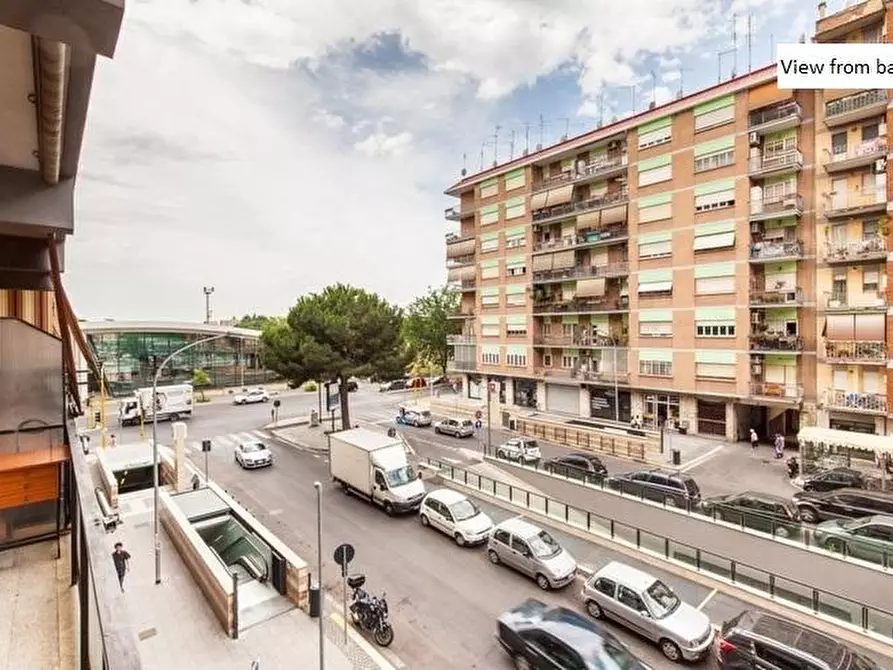 Immagine 8 di Camera in affitto  in Viale Partenope131 a Roma
