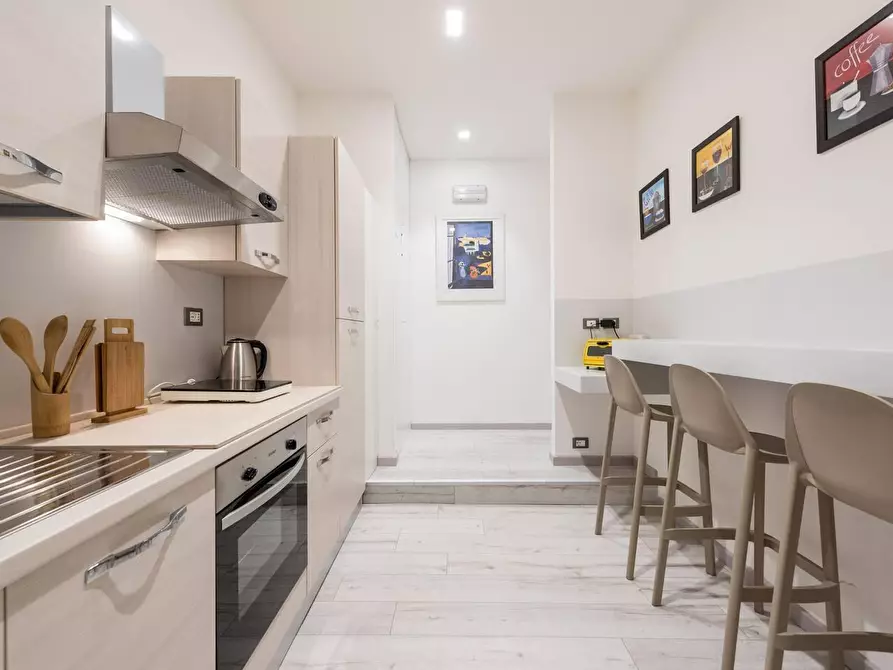 Immagine 15 di Camera in affitto  in Via Ricasoli59 a Firenze