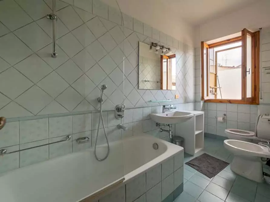 Immagine 12 di Camera in affitto  in Piazza Augusto Conti5 a Firenze