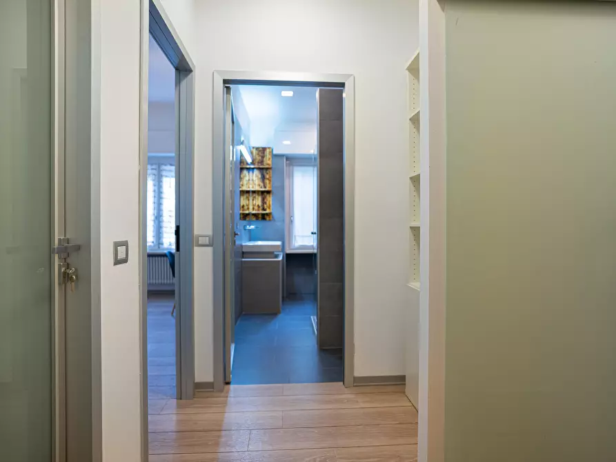 Immagine 5 di Camera in affitto  in Viale Caterina da Forlì50 a Milano