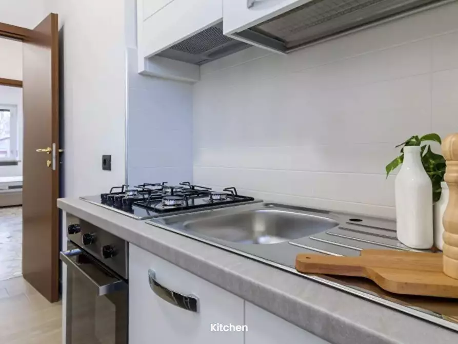 Immagine 5 di Camera in affitto  in Largo Vulci5 a Milano