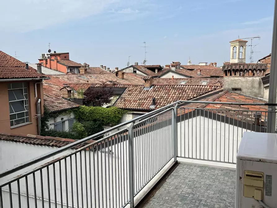 Immagine 22 di Camera in affitto  in Via XX Settembre58b a Bergamo