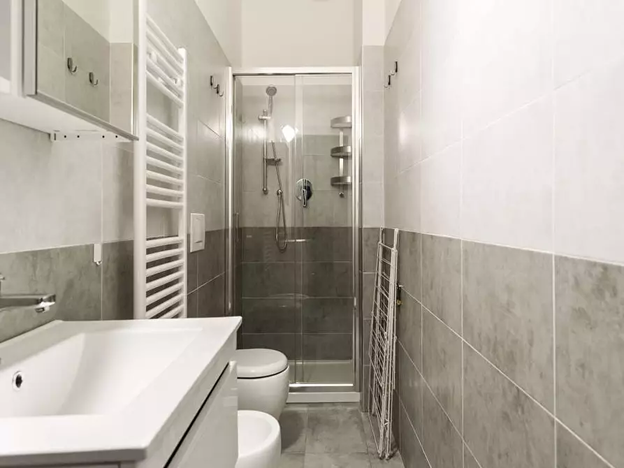 Immagine 33 di Camera in affitto  in Via del Borgo di San Pietro59 a Bologna