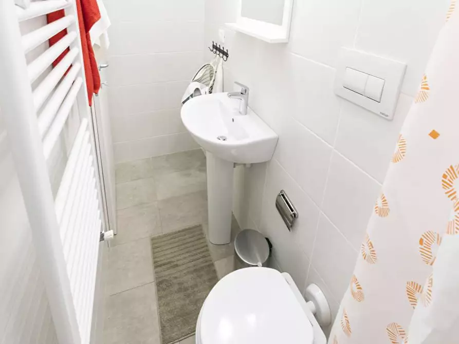 Immagine 13 di Camera in affitto  in Via Lipari8 a Milano