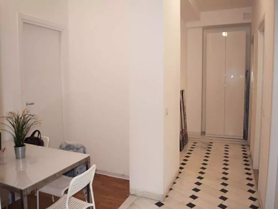 Immagine 97 di Camera in affitto  in Viale Tunisia13 a Milano