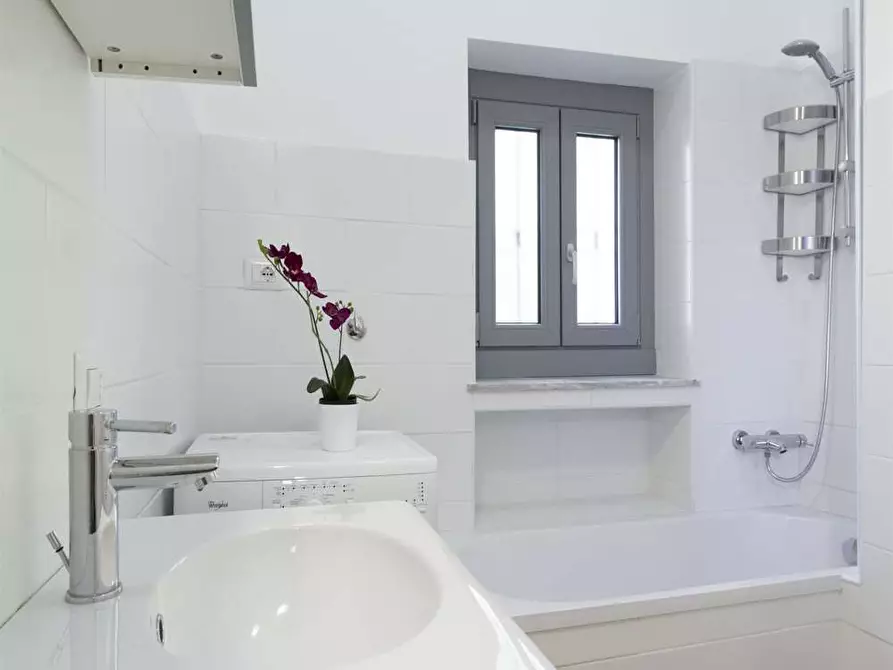 Immagine 23 di Camera in affitto  in Via Riccardo Arnò10 a Milano