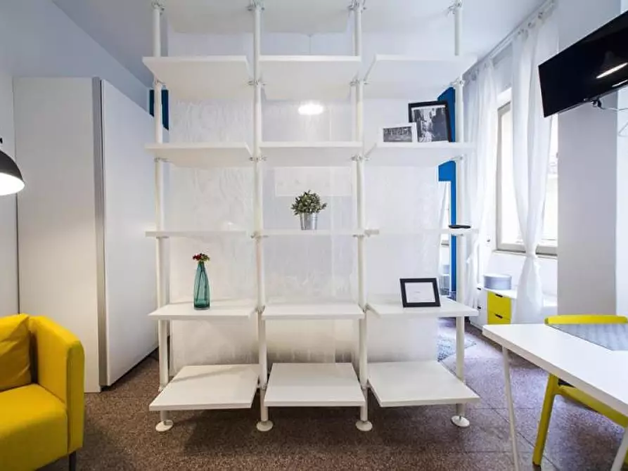 Immagine 13 di Camera in affitto  in Via San Calocero25 a Milano