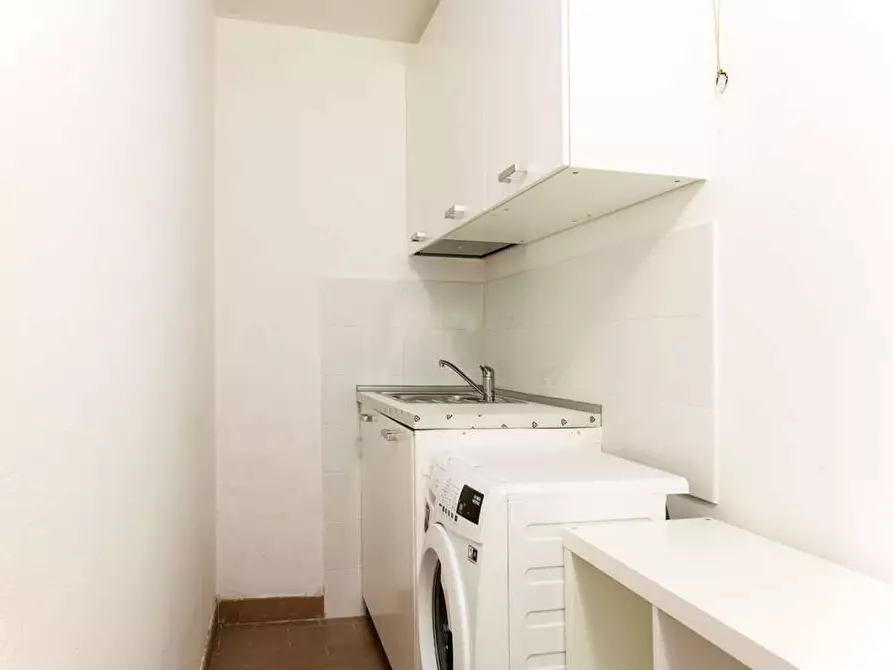 Immagine 13 di Camera in affitto  in Via Nazario Sauro28 a Bologna