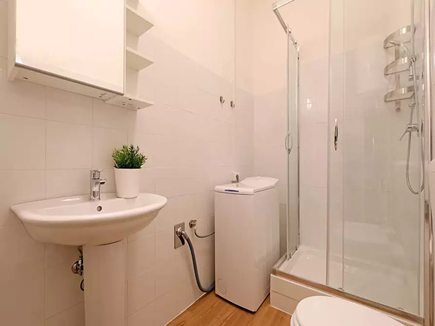 Immagine 12 di Camera in affitto  in Via dei Giornalisti6 a Roma