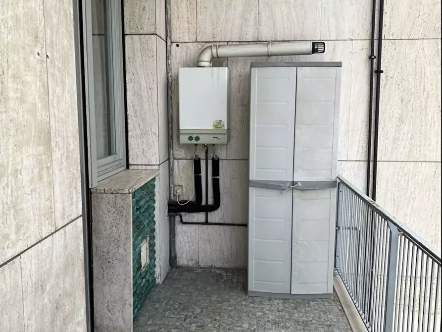 Immagine 21 di Camera in affitto  in Via XX Settembre58b a Bergamo