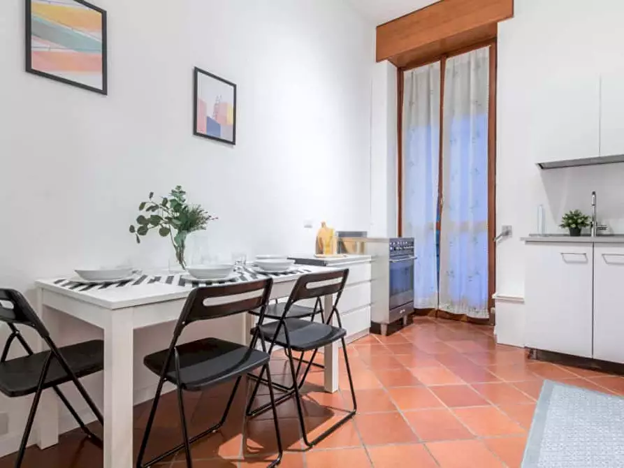Immagine 18 di Camera in affitto  in Viale Regina Margherita33 a Milano