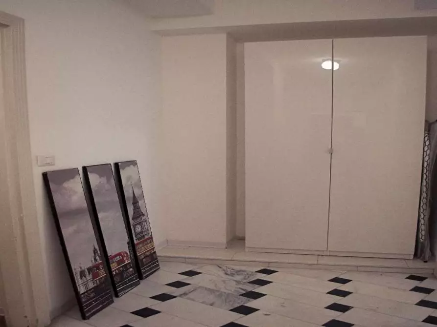 Immagine 65 di Camera in affitto  in Viale Tunisia13 a Milano