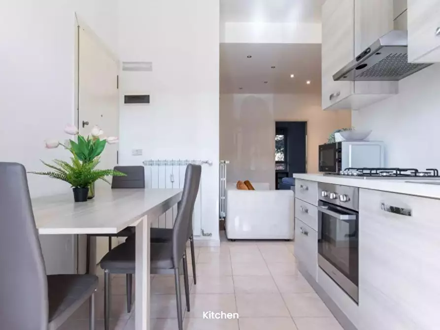 Immagine 6 di Camera in affitto  in Via Guido Guarini Matteucci1 a Milano