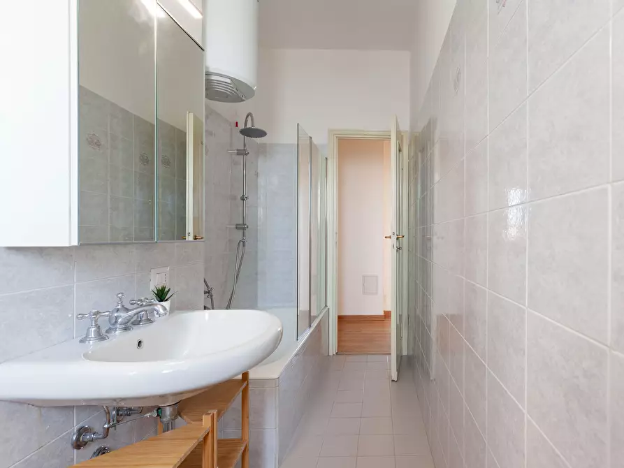 Immagine 6 di Camera in affitto  in Via Michelangelo Buonarroti15 a Milano