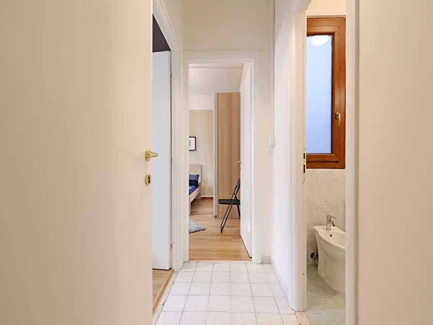 Immagine 20 di Camera in affitto  in Via dei Giornalisti6 a Roma