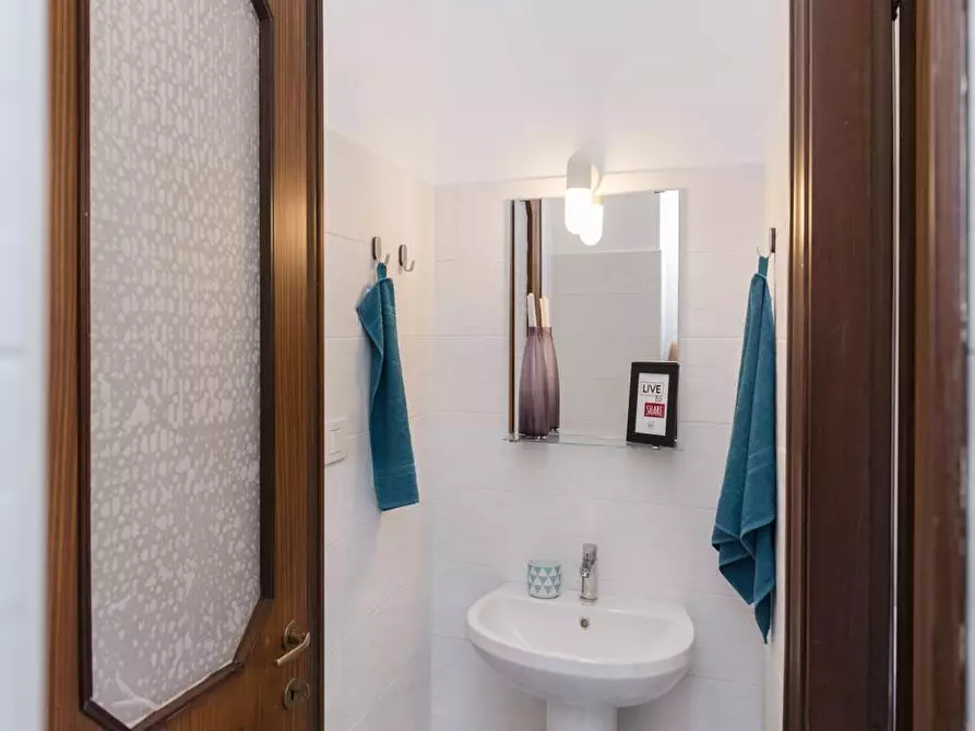 Immagine 32 di Camera in affitto  in Viale Giovanni Vicini20 a Bologna