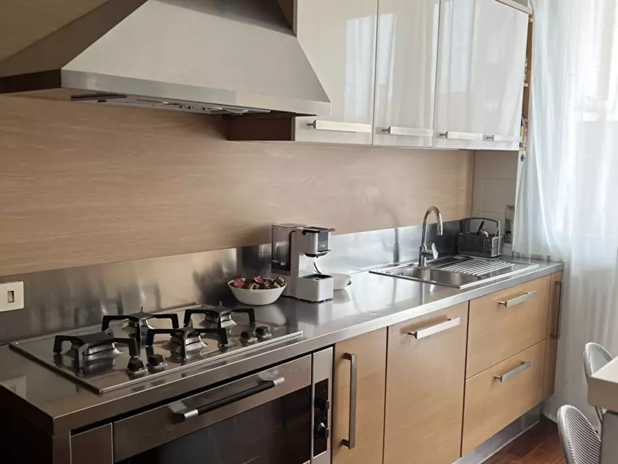 Immagine 2 di Camera in affitto  in Via XX Settembre58b a Bergamo