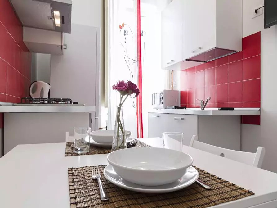 Immagine 34 di Camera in affitto  in Via Gustavo Modena30 a Milano