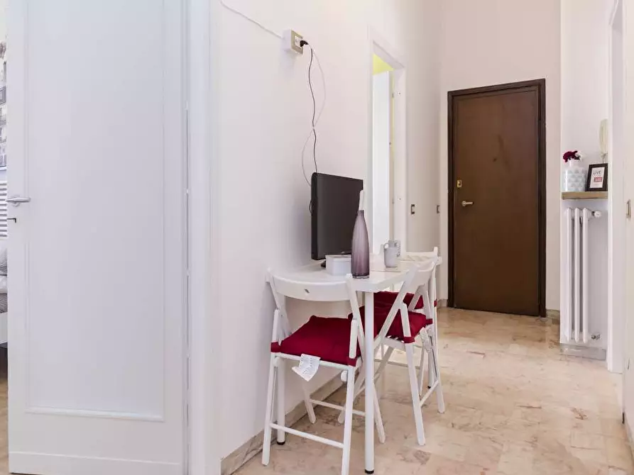 Immagine 36 di Camera in affitto  in Via Cosseria1 a Milano