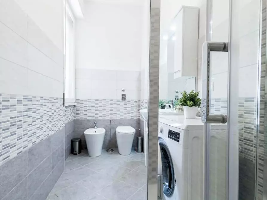 Immagine 14 di Camera in affitto  in Via Maniago2 a Milano