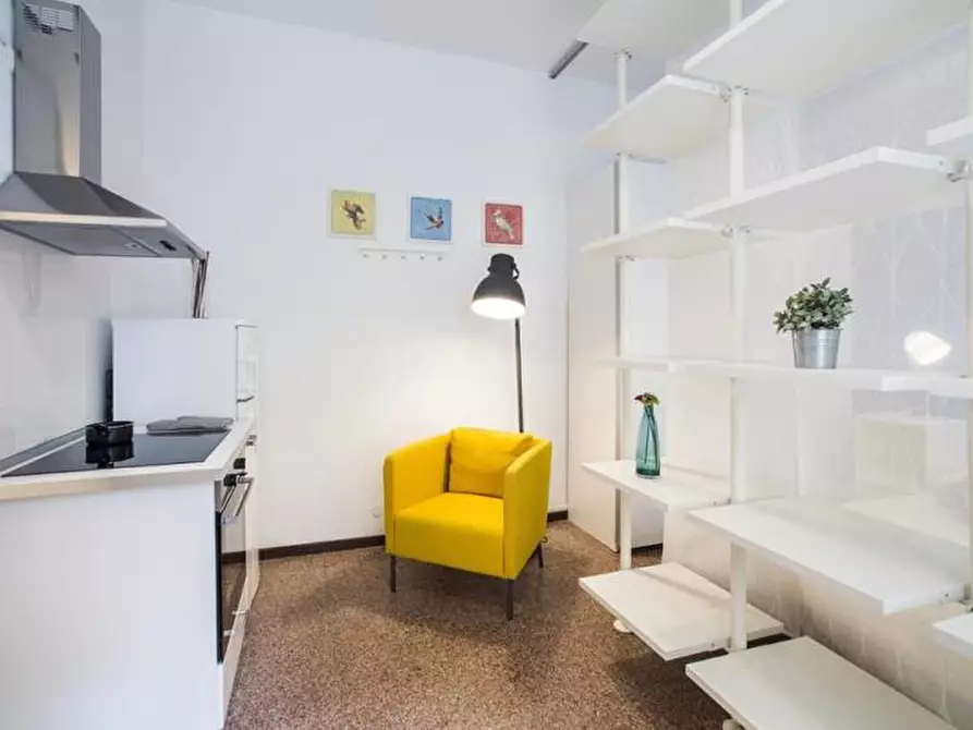 Immagine 15 di Camera in affitto  in Via San Calocero25 a Milano