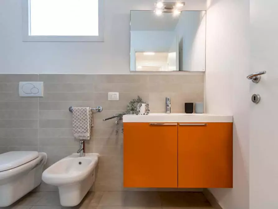 Immagine 14 di Camera in affitto  in Via Bernardino Biondelli7 a Milano