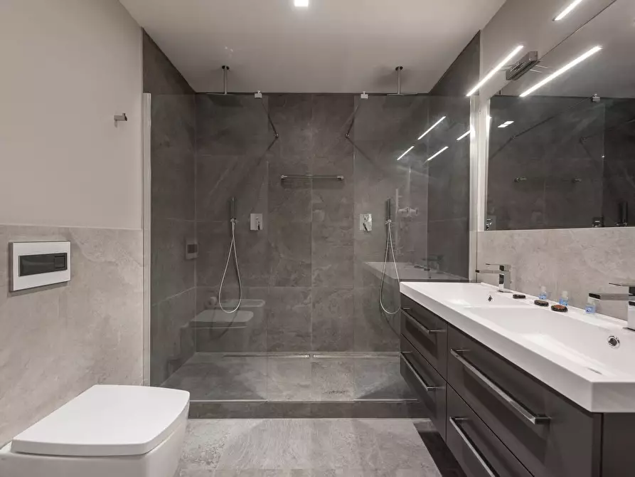 Immagine 19 di Camera in affitto  in Via Ricasoli59 a Firenze