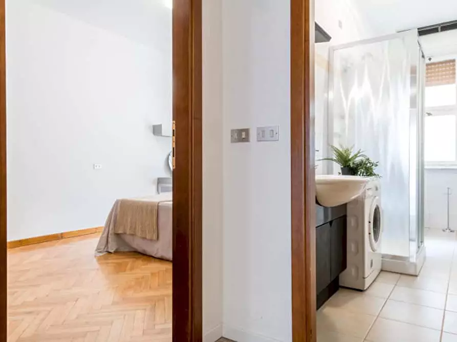 Immagine 6 di Camera in affitto  in Via Renato Fucini14 a Milano