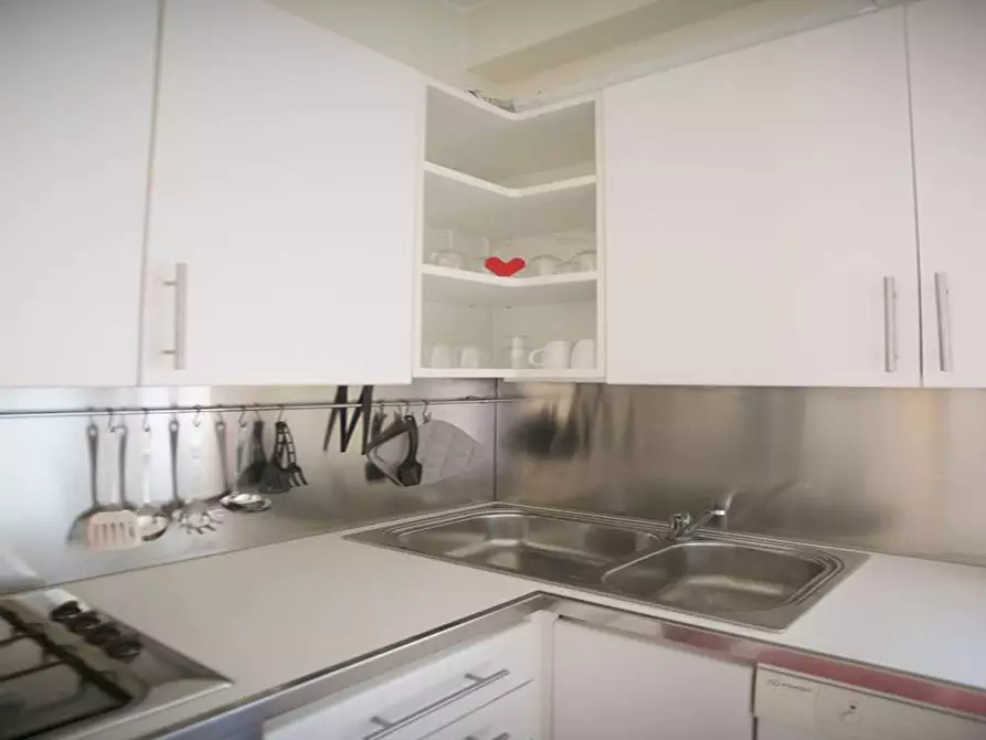 Immagine 16 di Camera in affitto  in Viale Tunisia2 a Milano