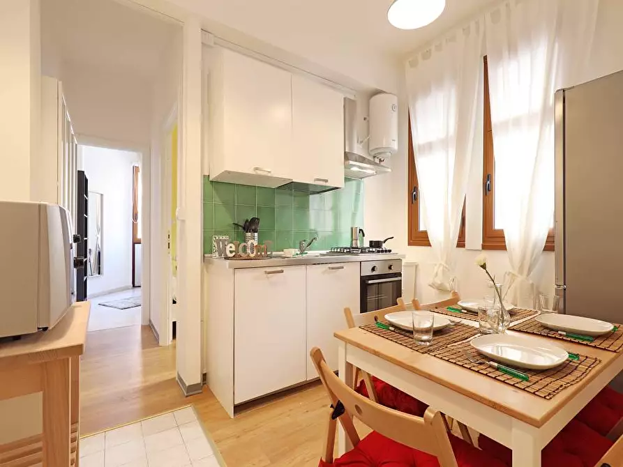 Immagine 14 di Camera in affitto  in Via dei Giornalisti6 a Roma