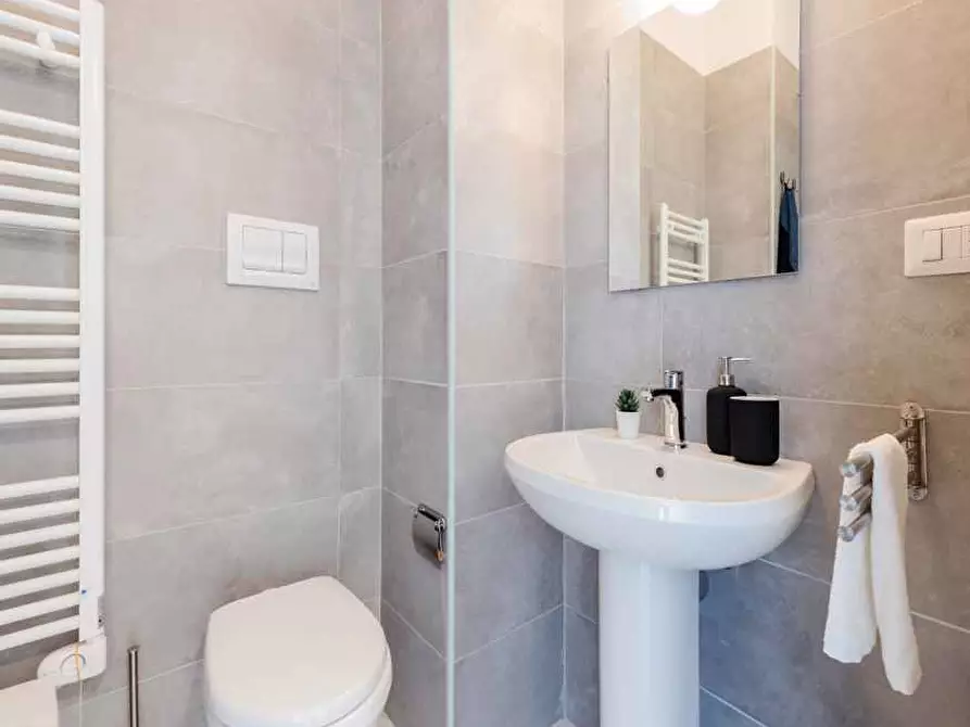 Immagine 22 di Camera in affitto  in Viale Bligny28 a Milano