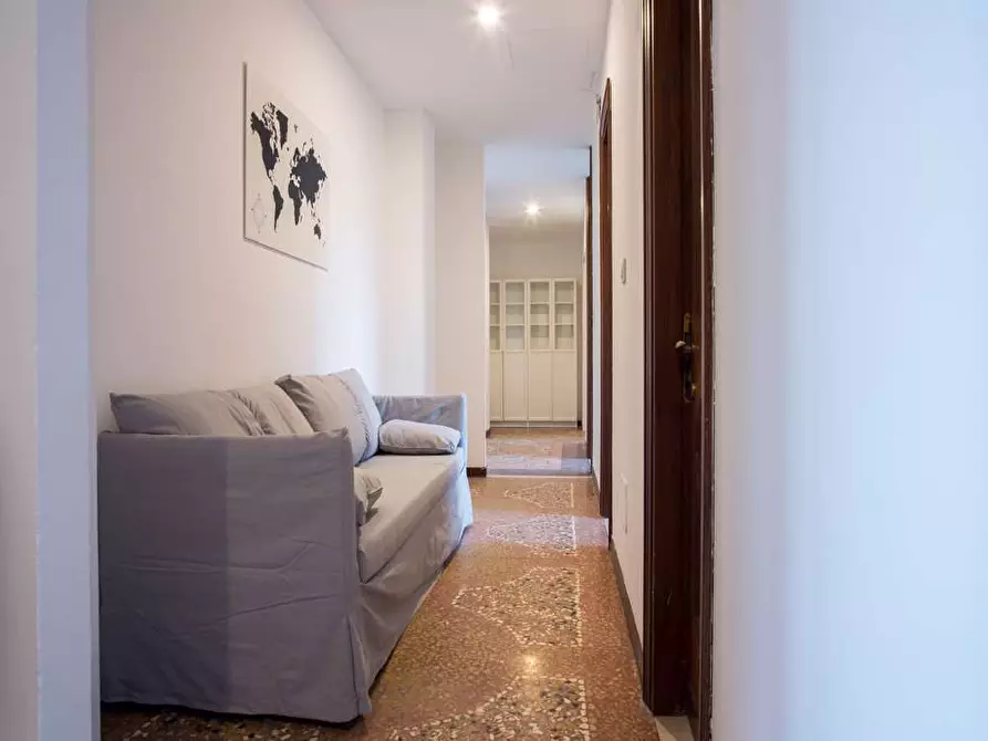 Immagine 18 di Camera in affitto  in Viale Giovanni Vicini20 a Bologna