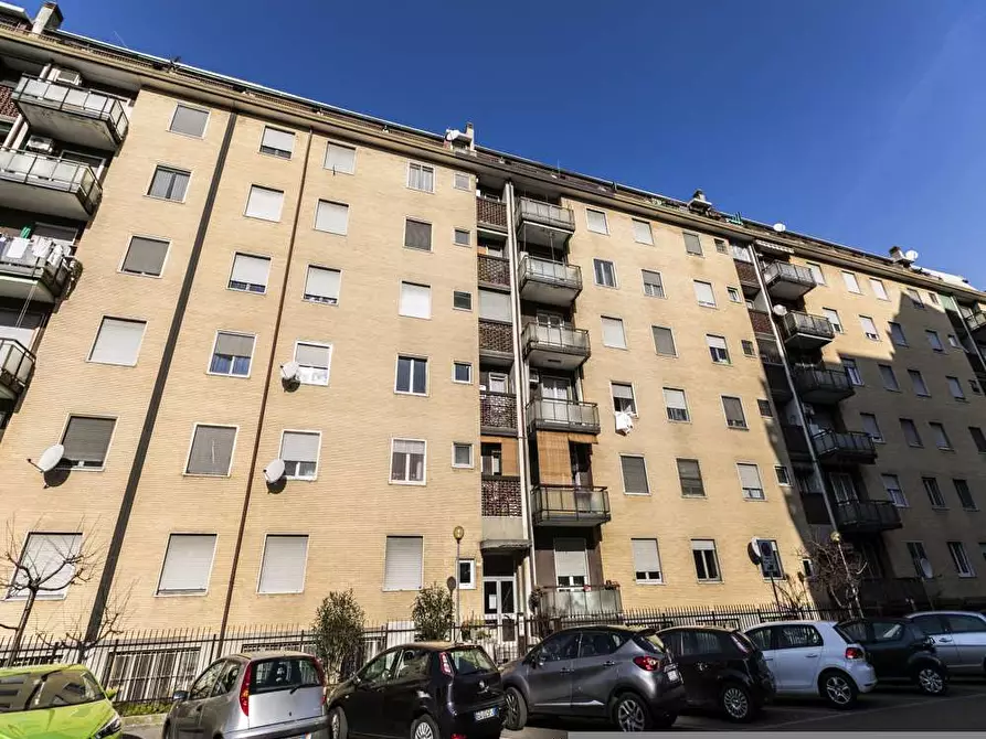 Immagine 11 di Camera in affitto  in Via Ginestre6 a Buccinasco