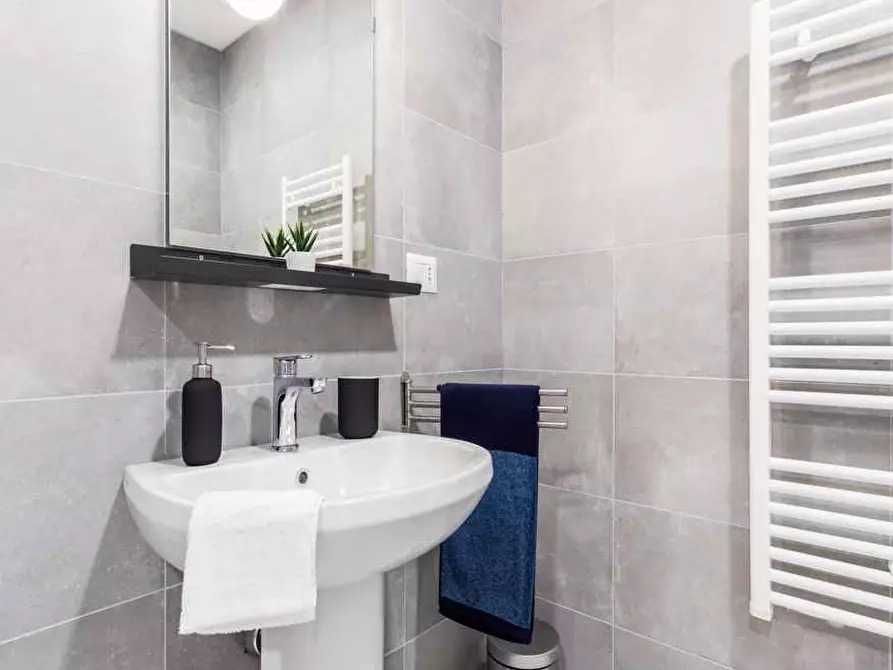 Immagine 12 di Camera in affitto  in Viale Bligny28 a Milano