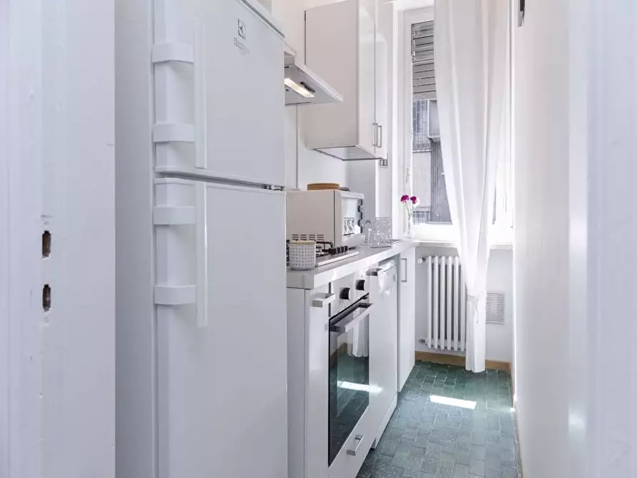 Immagine 48 di Camera in affitto  in Via Cosseria1 a Milano