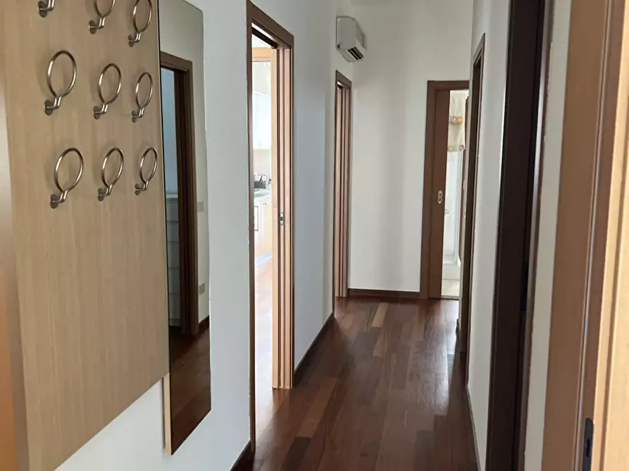 Immagine 25 di Camera in affitto  in Via XX Settembre58b a Bergamo