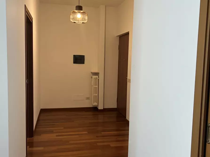 Immagine 26 di Camera in affitto  in Via XX Settembre58b a Bergamo